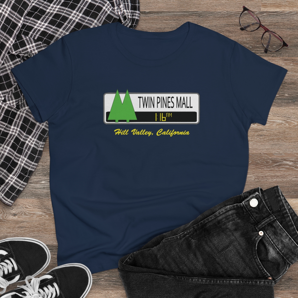 Twin Pines Mall Women's T-Shirt | Back To The Future | Graphic Tee - Image 4